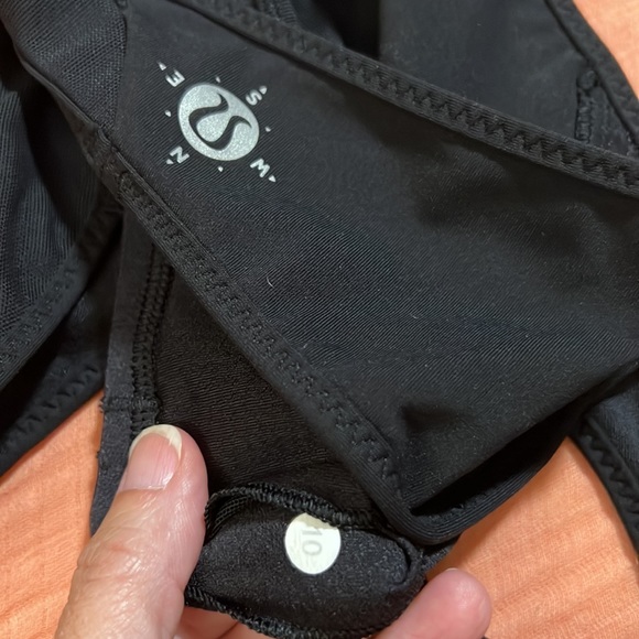 Lululemon bra - Picture 3 of 3